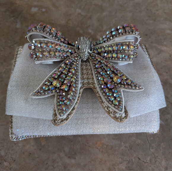 Kurt Geiger London Shoredicht Bow Wallet Beige Comb Shoulder Rightstone Bag New - Picture 8 of 15